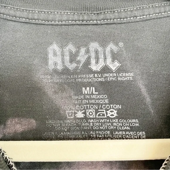 AC/DC graphic tee band Short Sleeve back in black medium large tie dye bleach - Picture 3 of 5